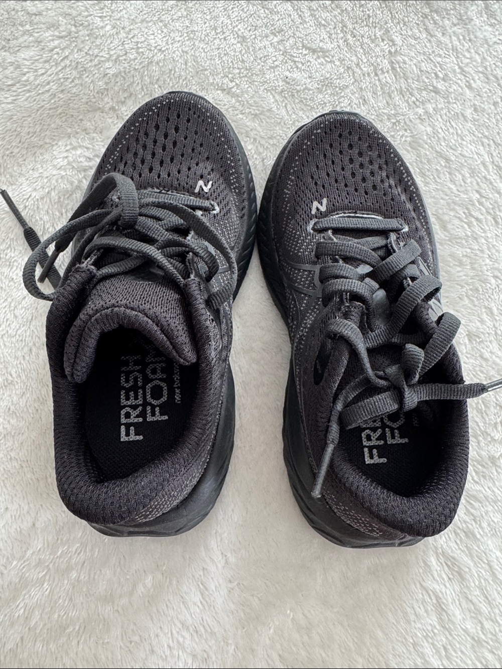 Boys New Balance 860